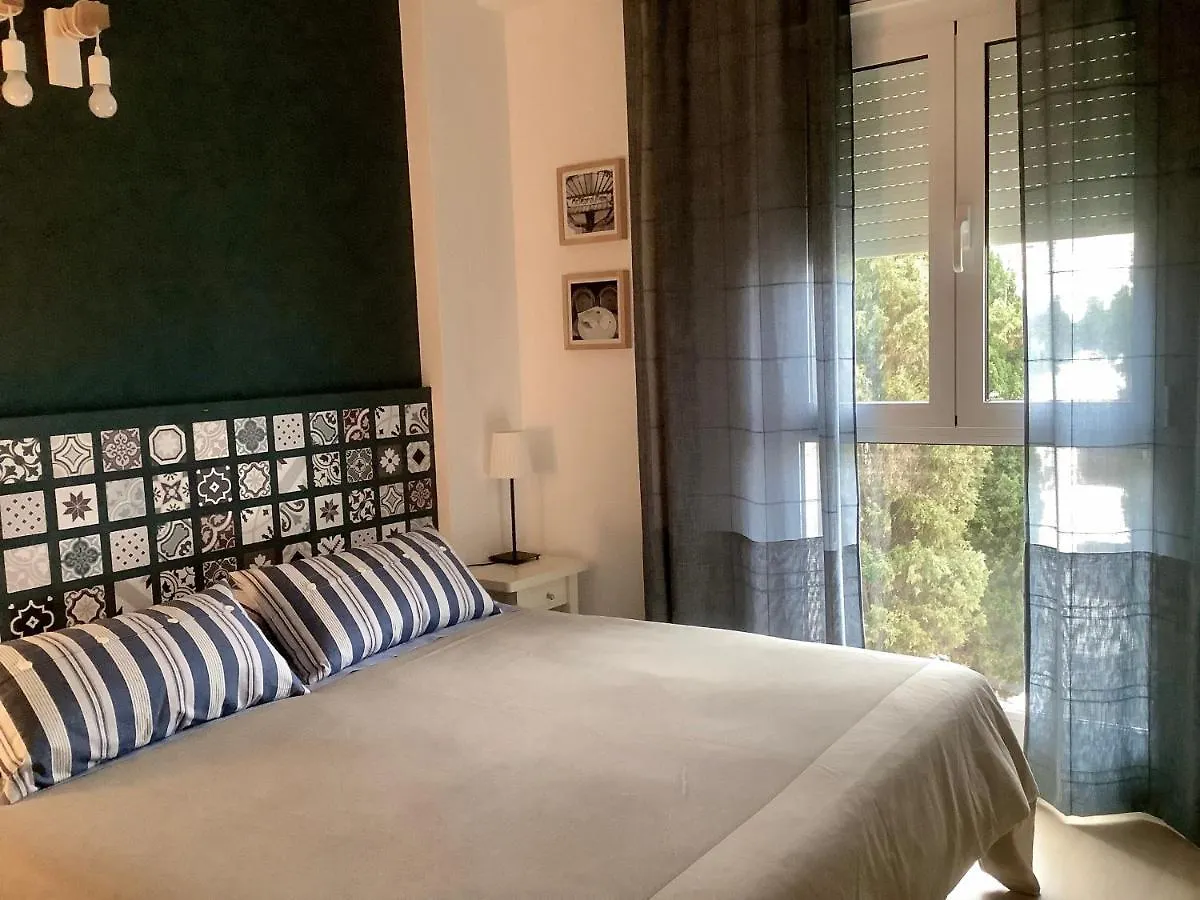 Fonoll Mari - Roses Far Apartment